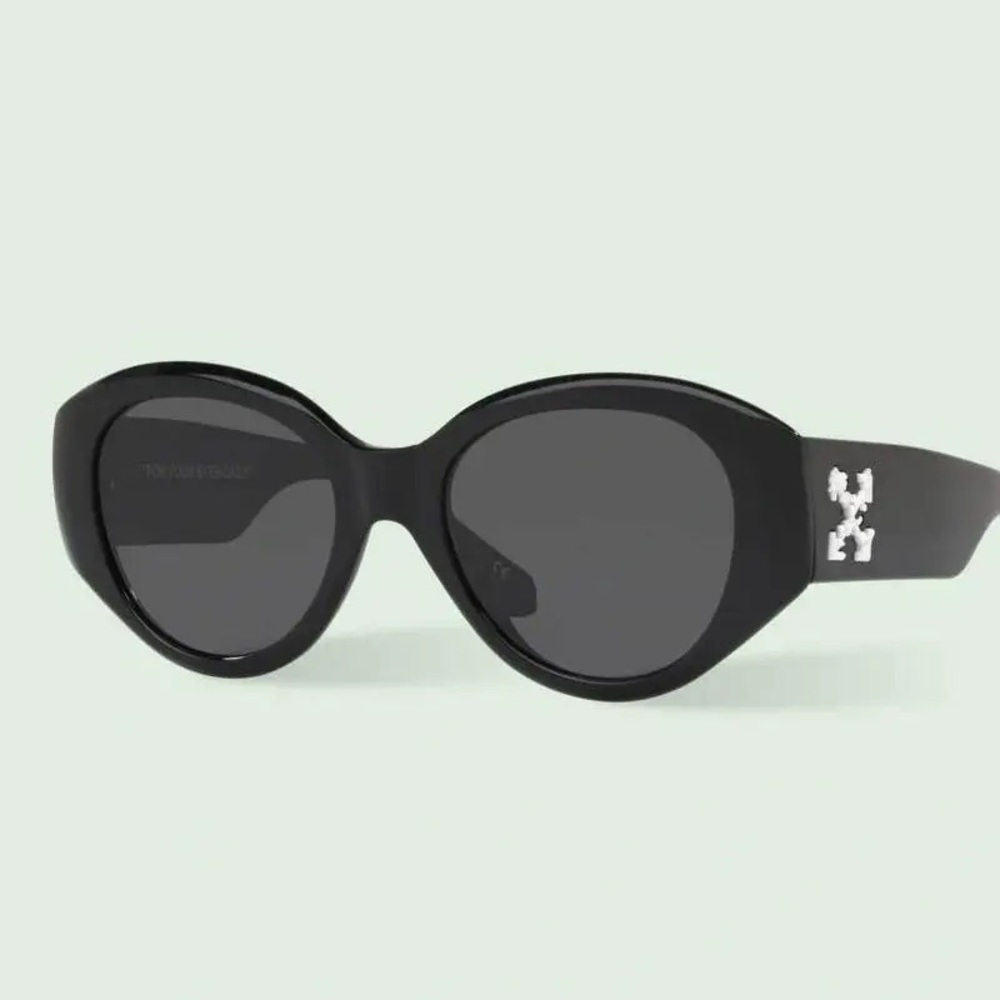 OFF WHITE “For your eyes only” oval cat eye sunglasses